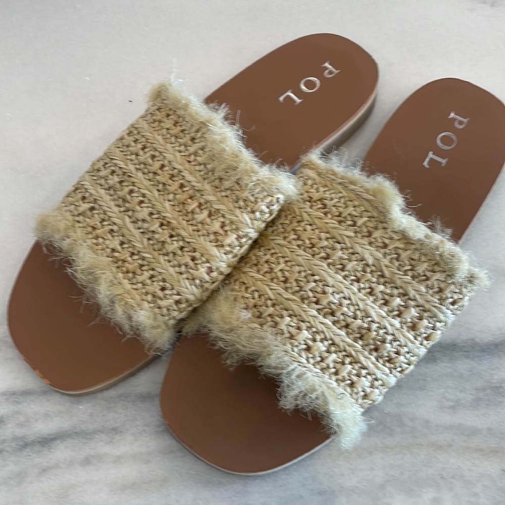 Vici POL straw sandals. Worn once. Size 8.